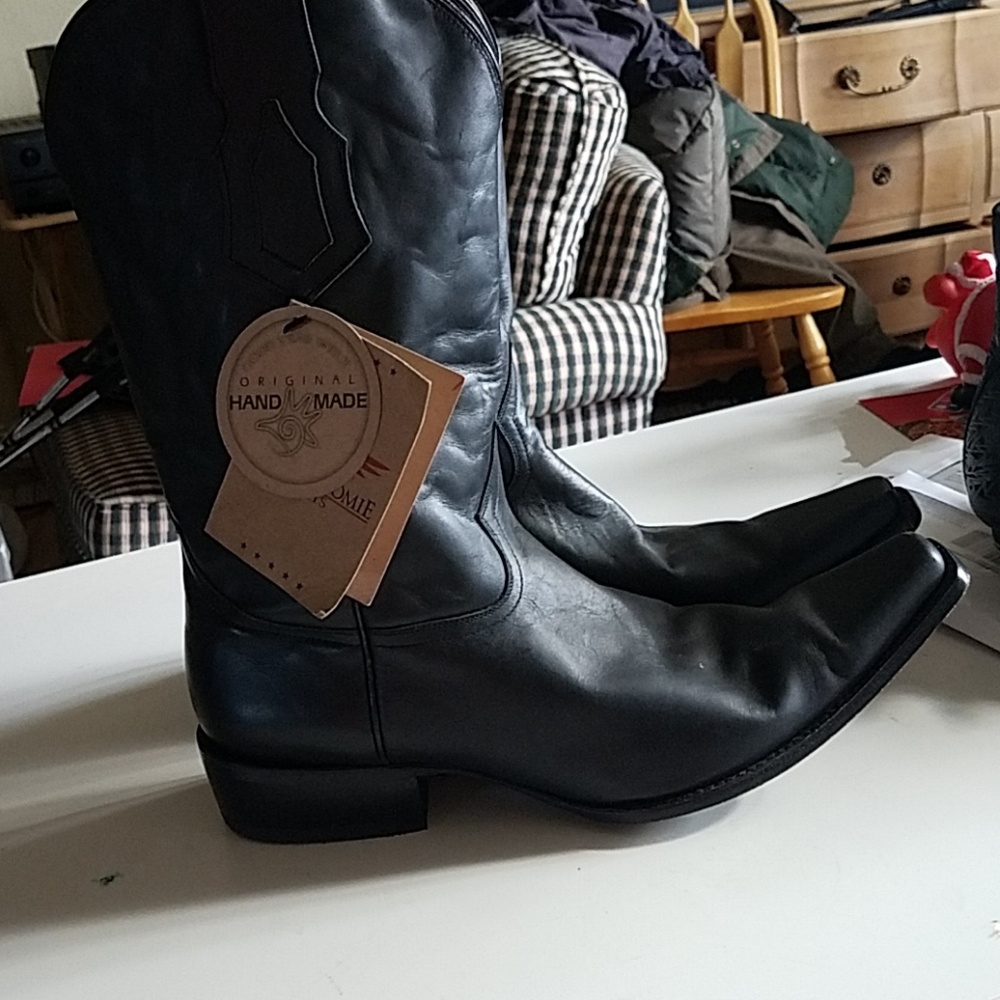 Boots - Picture 2 of 3
